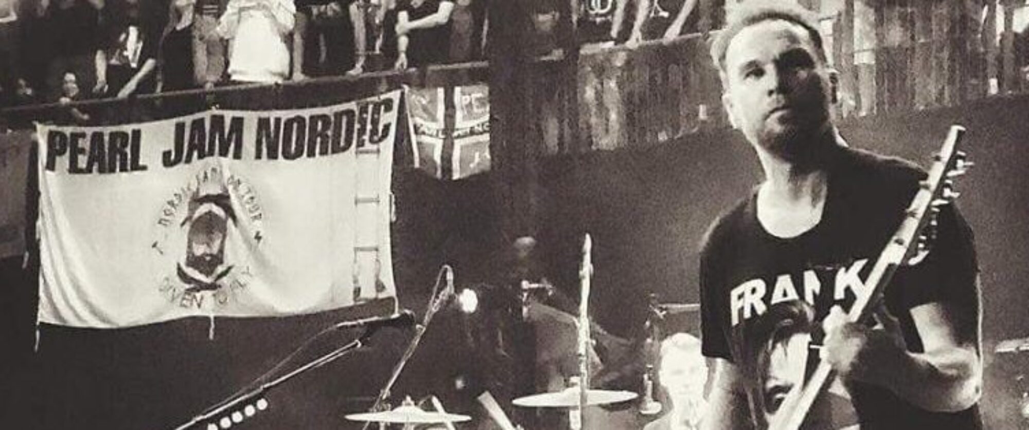 pearl jam figurines